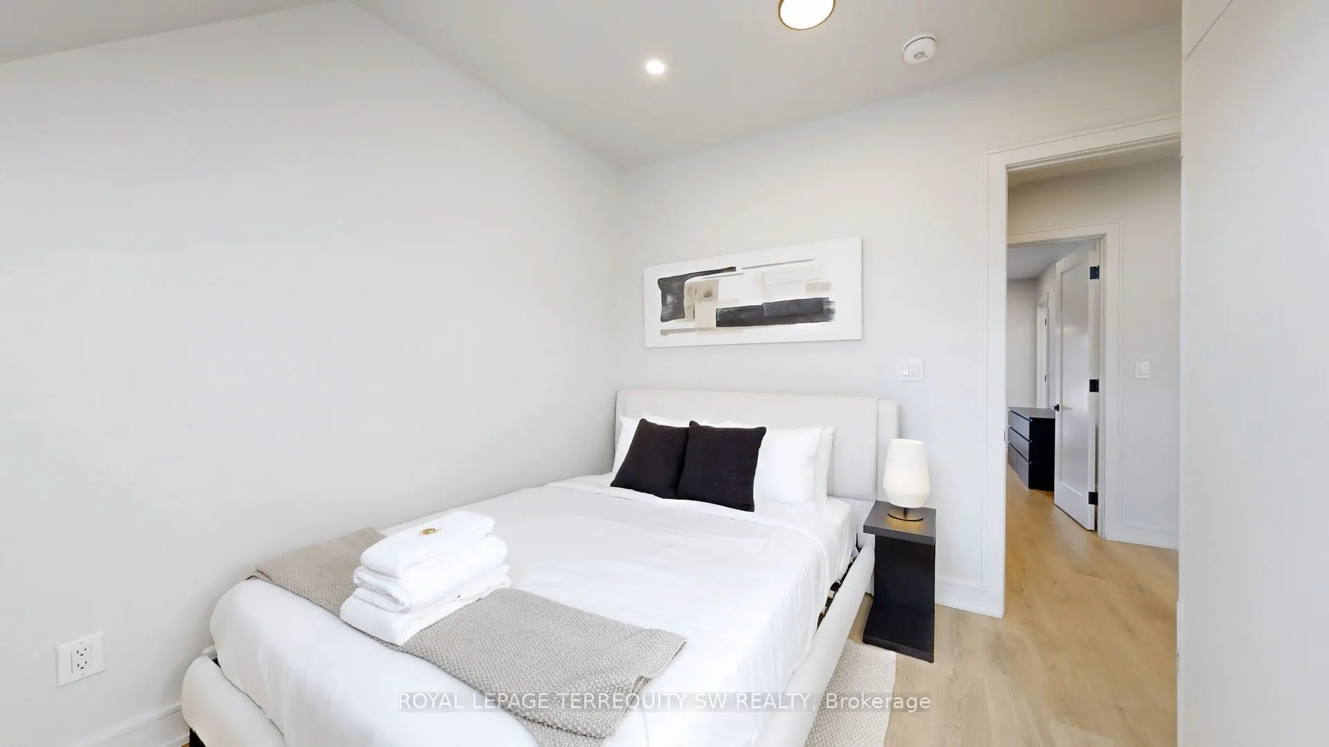 144 Dovercourt Road, #Coach House