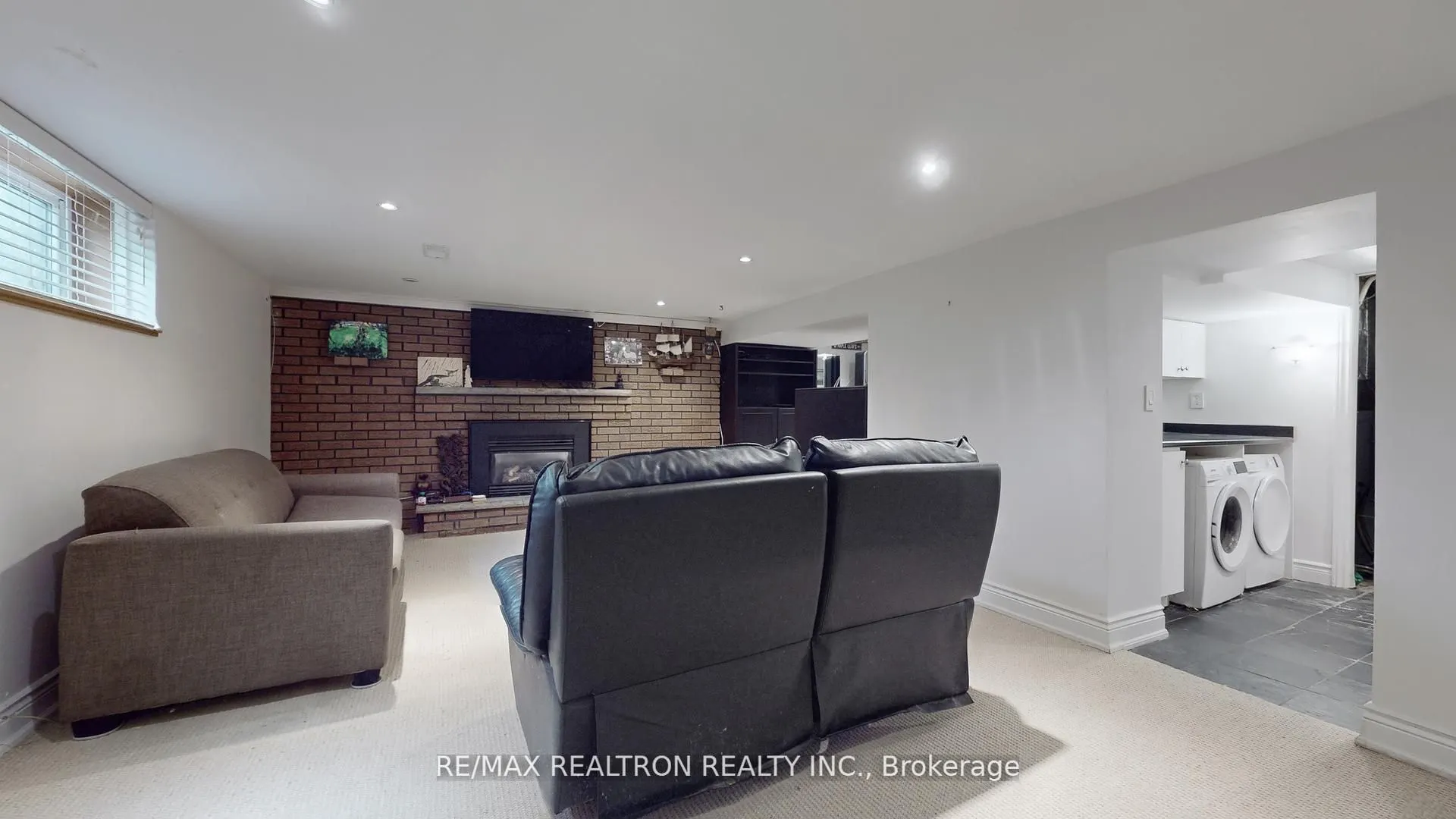 37 Newton Drive