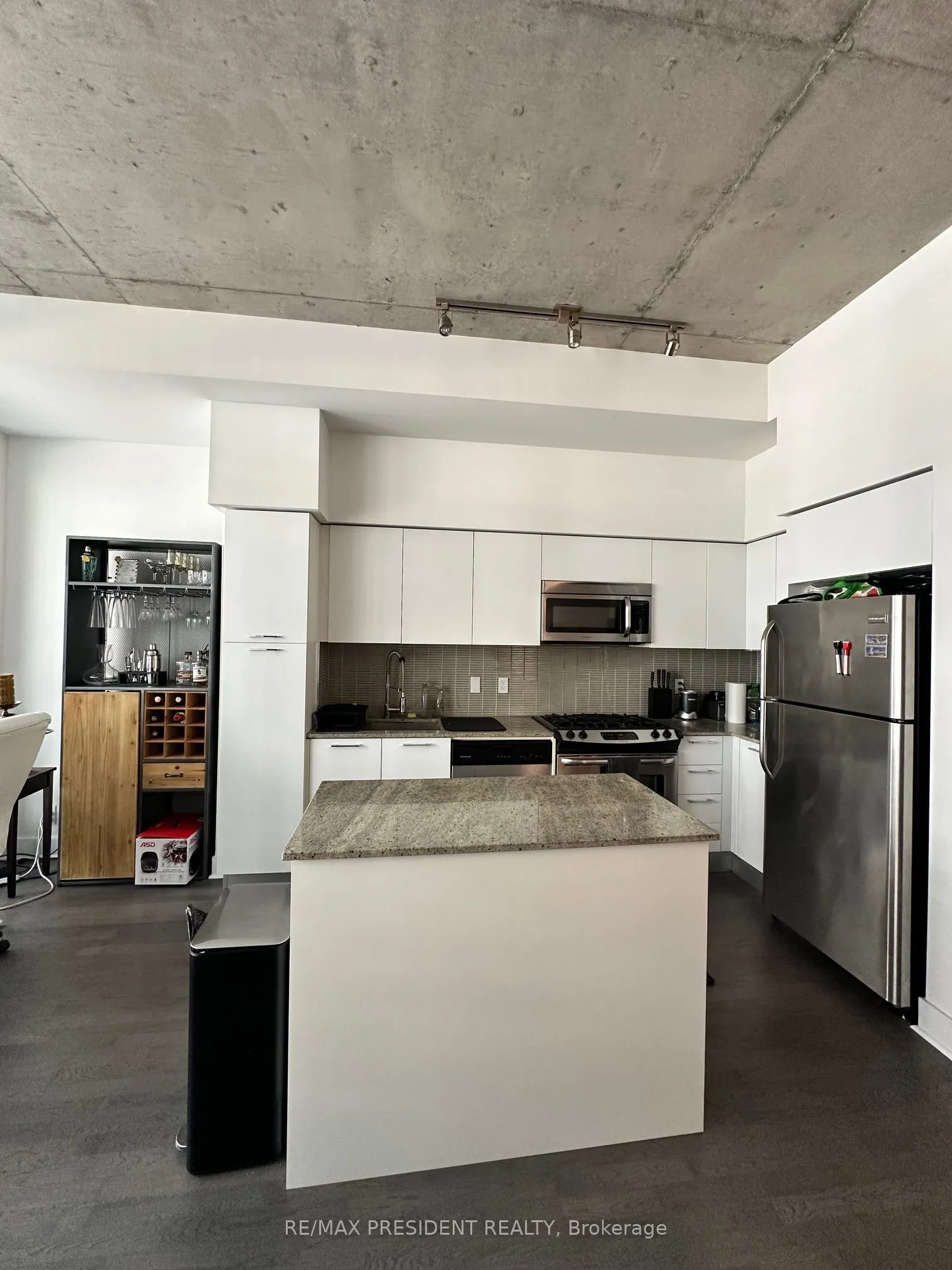 399 Adelaide Street W, #217