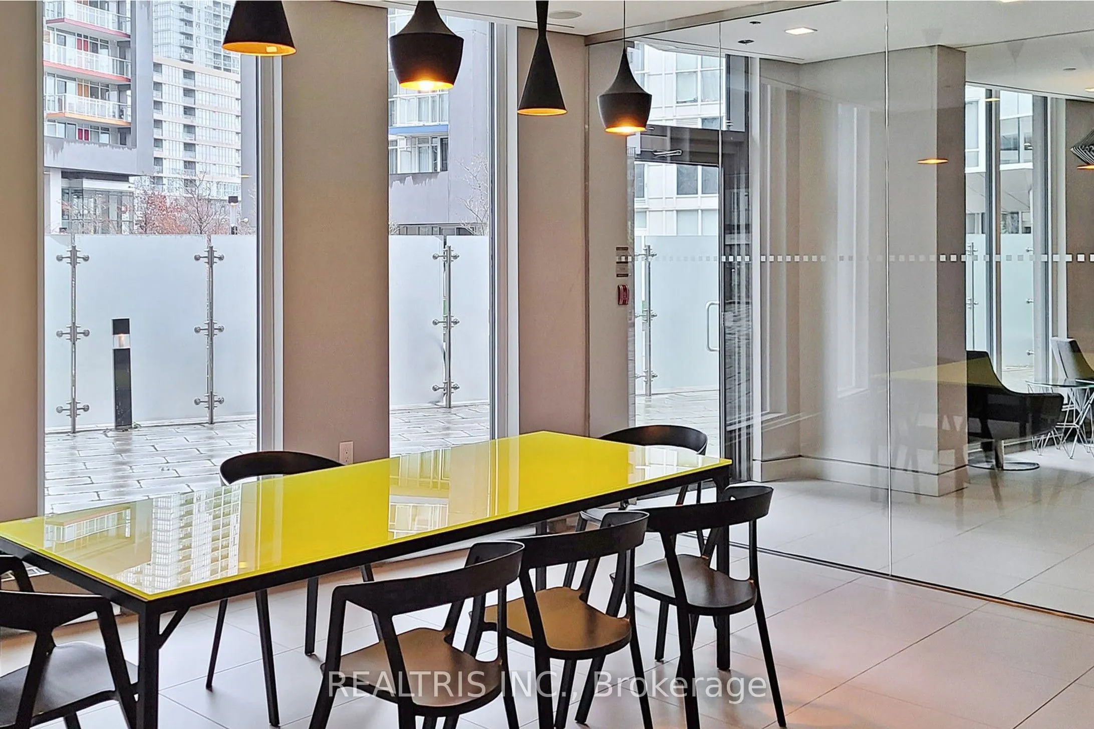 90 Queens Wharf Road, #611