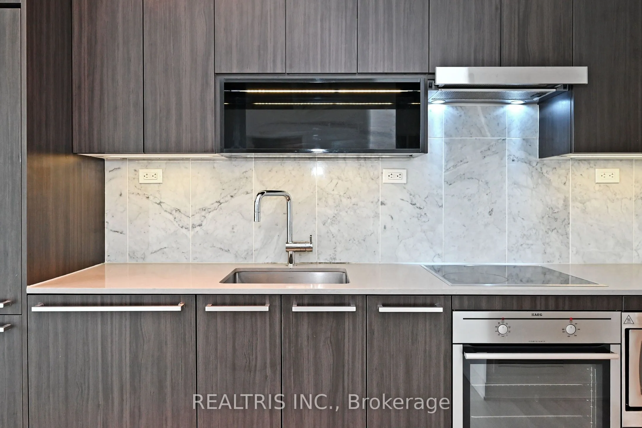 90 Queens Wharf Road, #611
