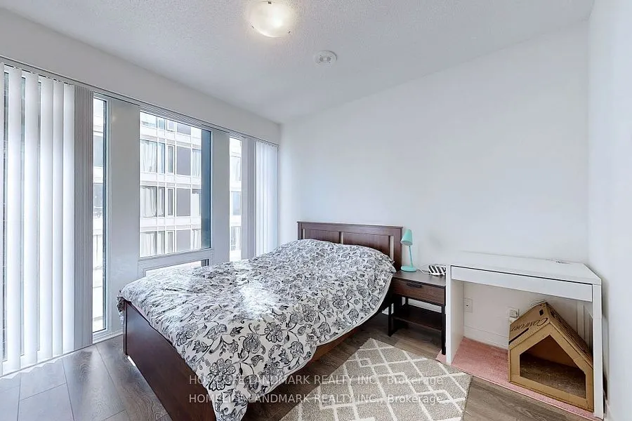 60 Shuter Street, #1502