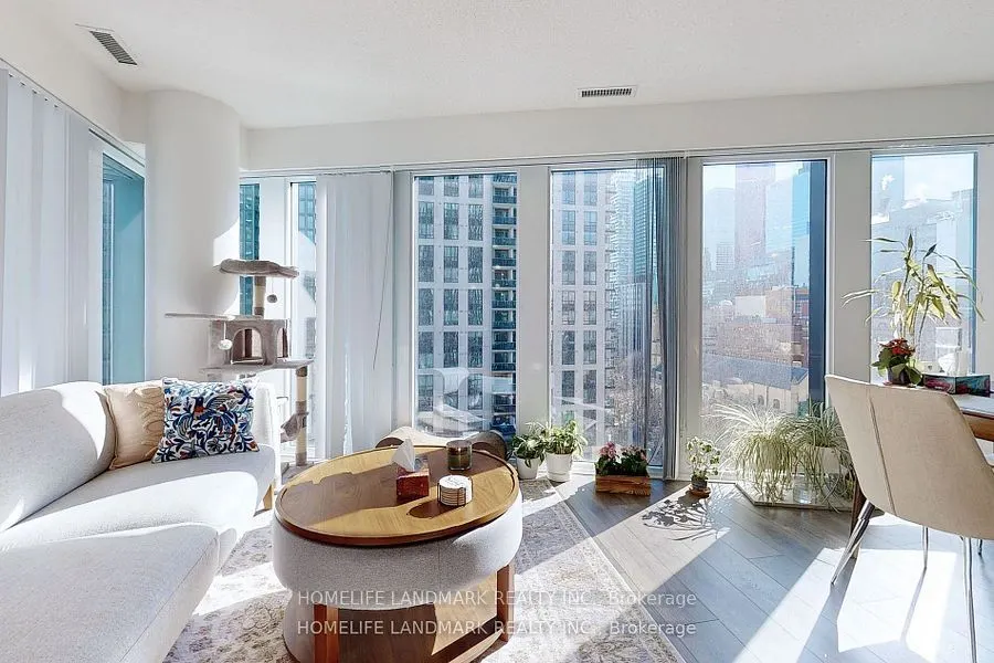 60 Shuter Street, #1502