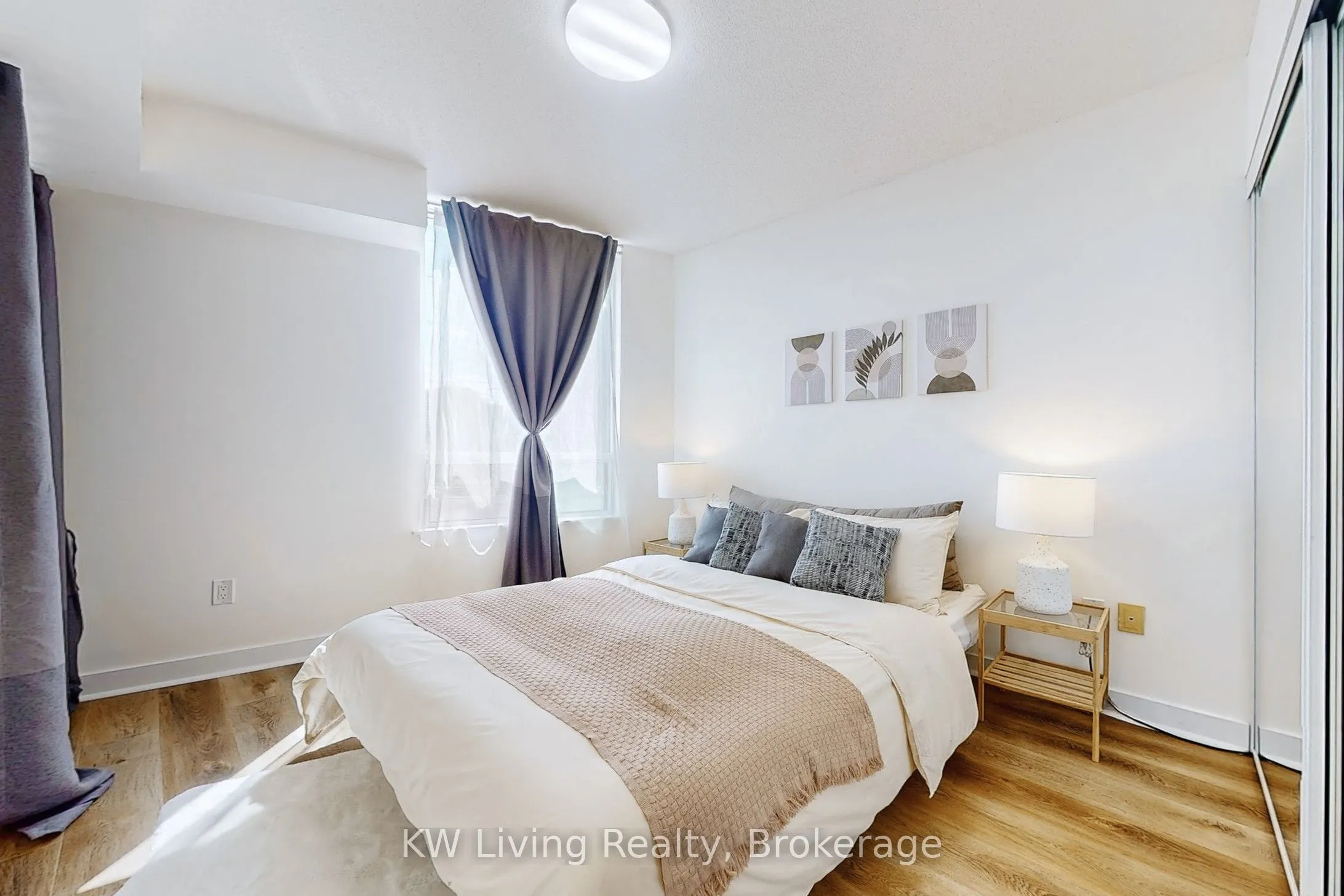 5740 Yonge Street, #409
