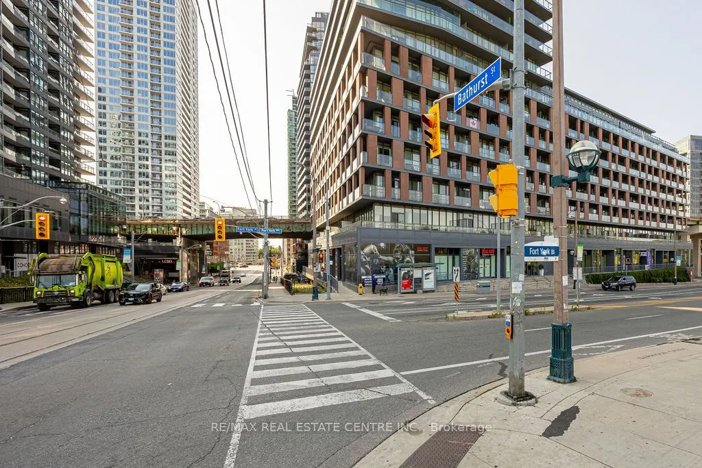 169 Fort York Boulevard, #911