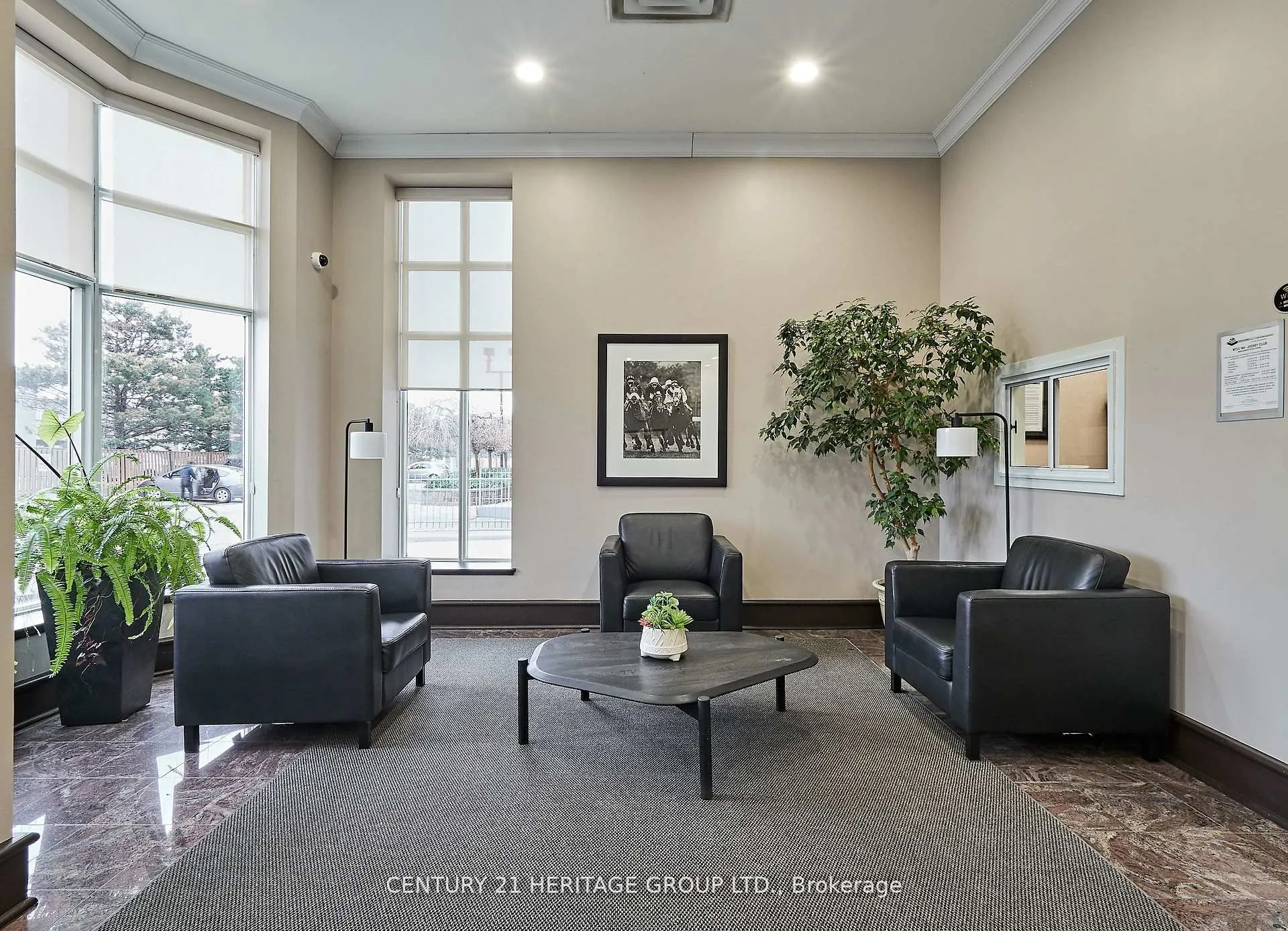 21 Overlea Boulevard, #511