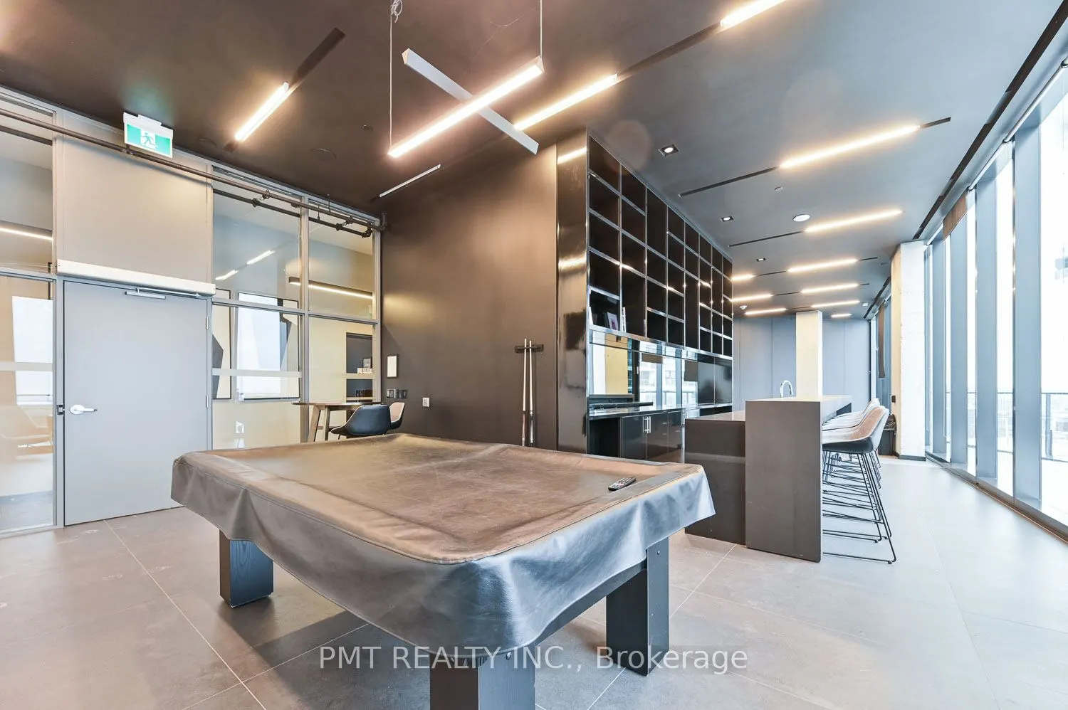 21 Lawren Harris Square, #610