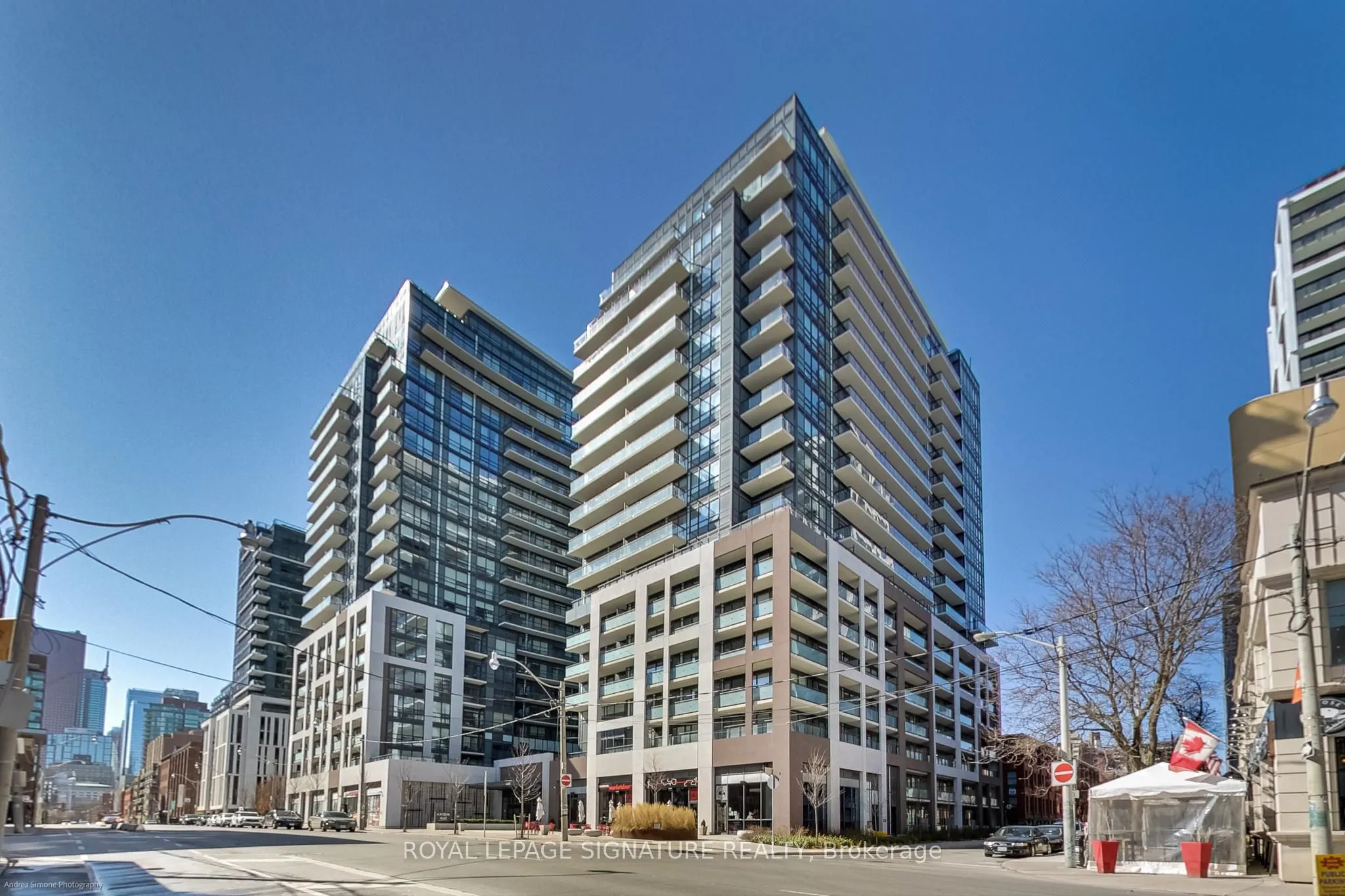 460 Adelaide Street E, #1811