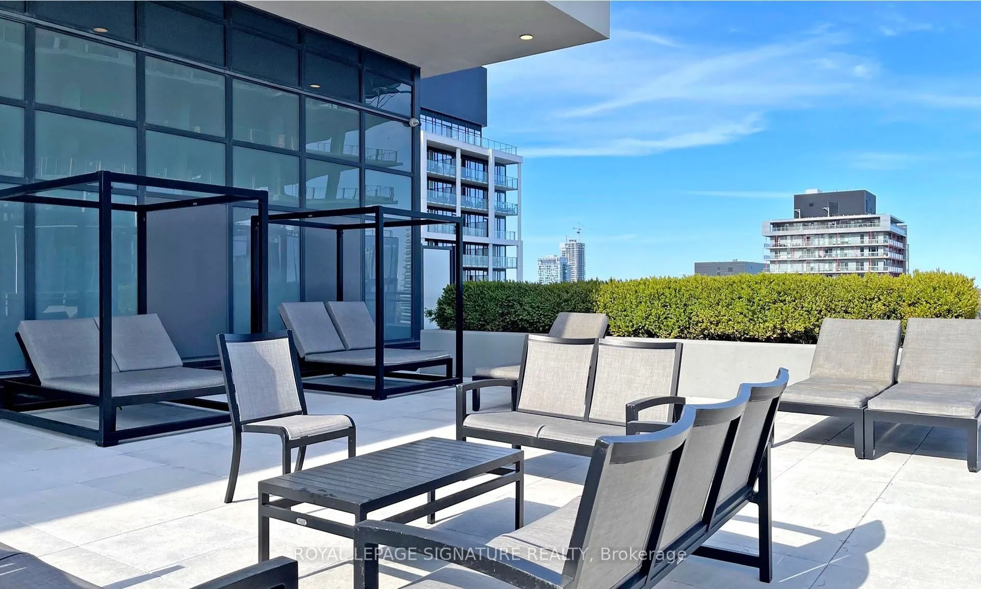 460 Adelaide Street E, #1811