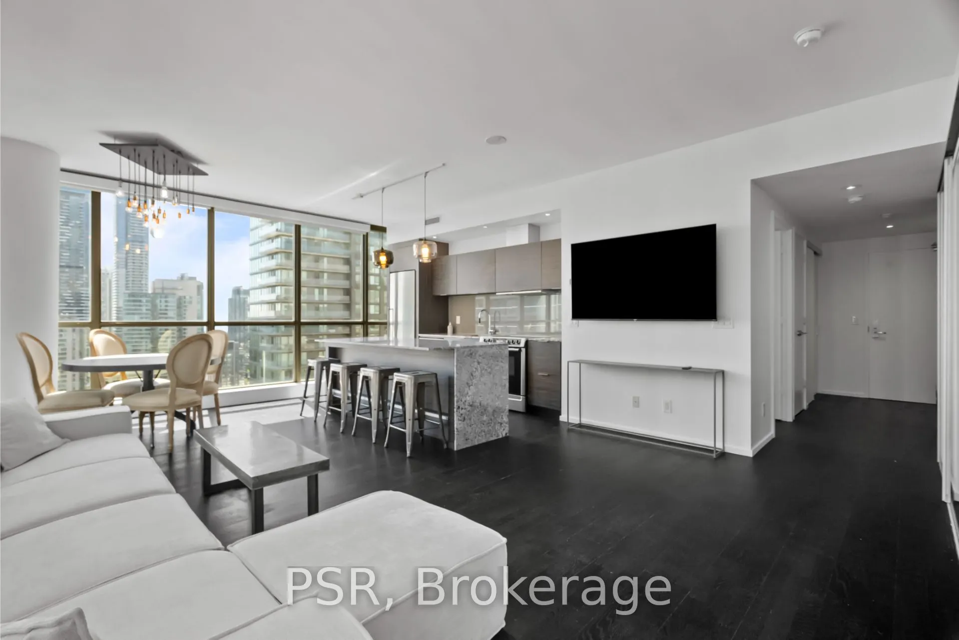 8 Charlotte Street, #2506