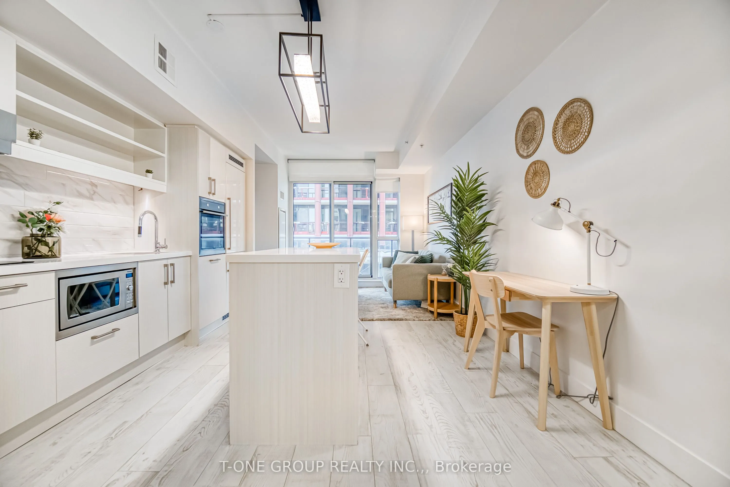 39 Sherbourne Street, #1201