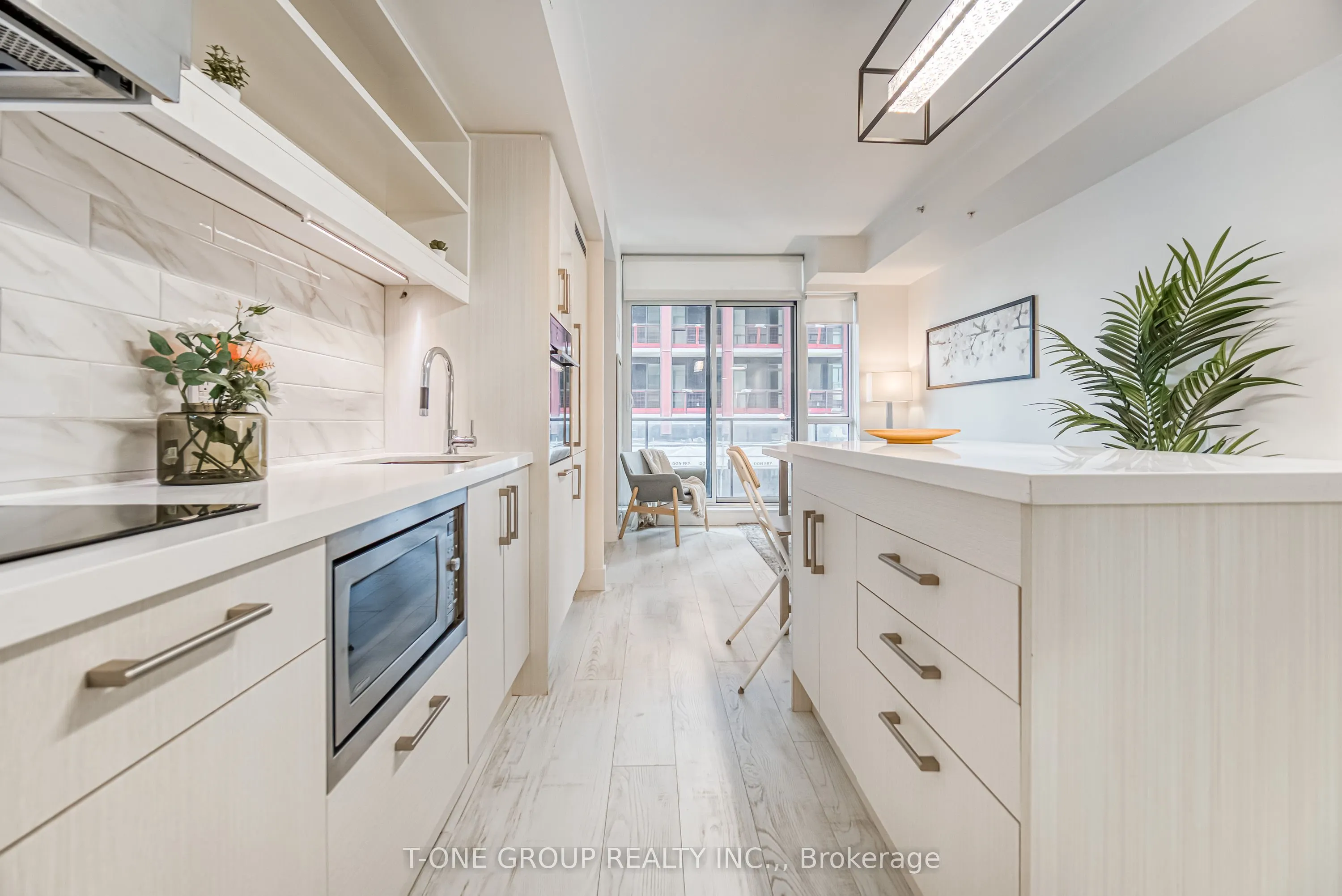 39 Sherbourne Street, #1201