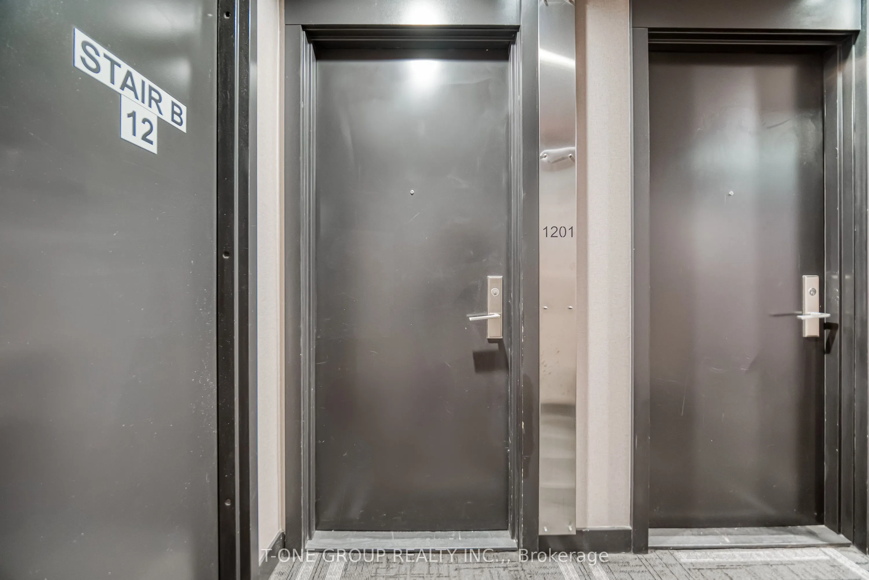 39 Sherbourne Street, #1201