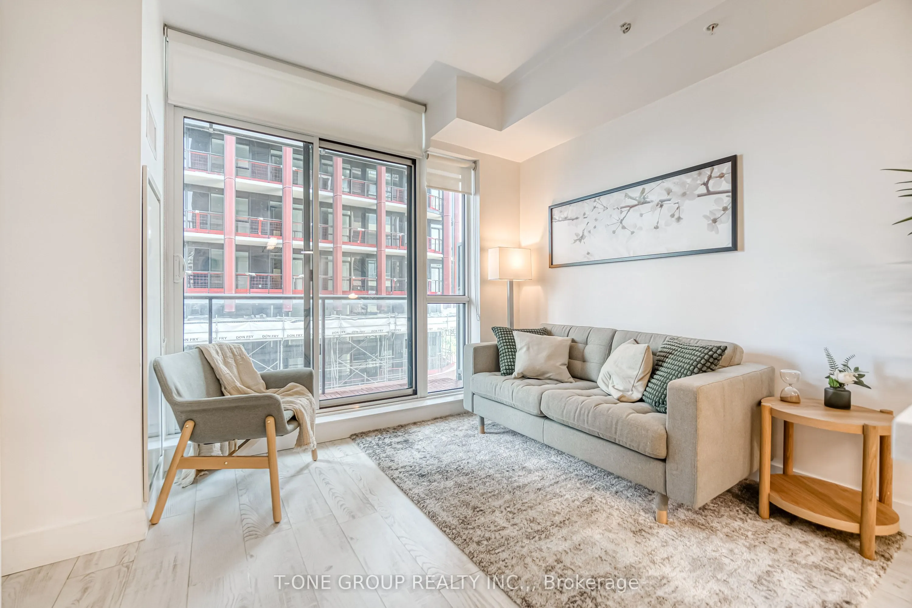 39 Sherbourne Street, #1201