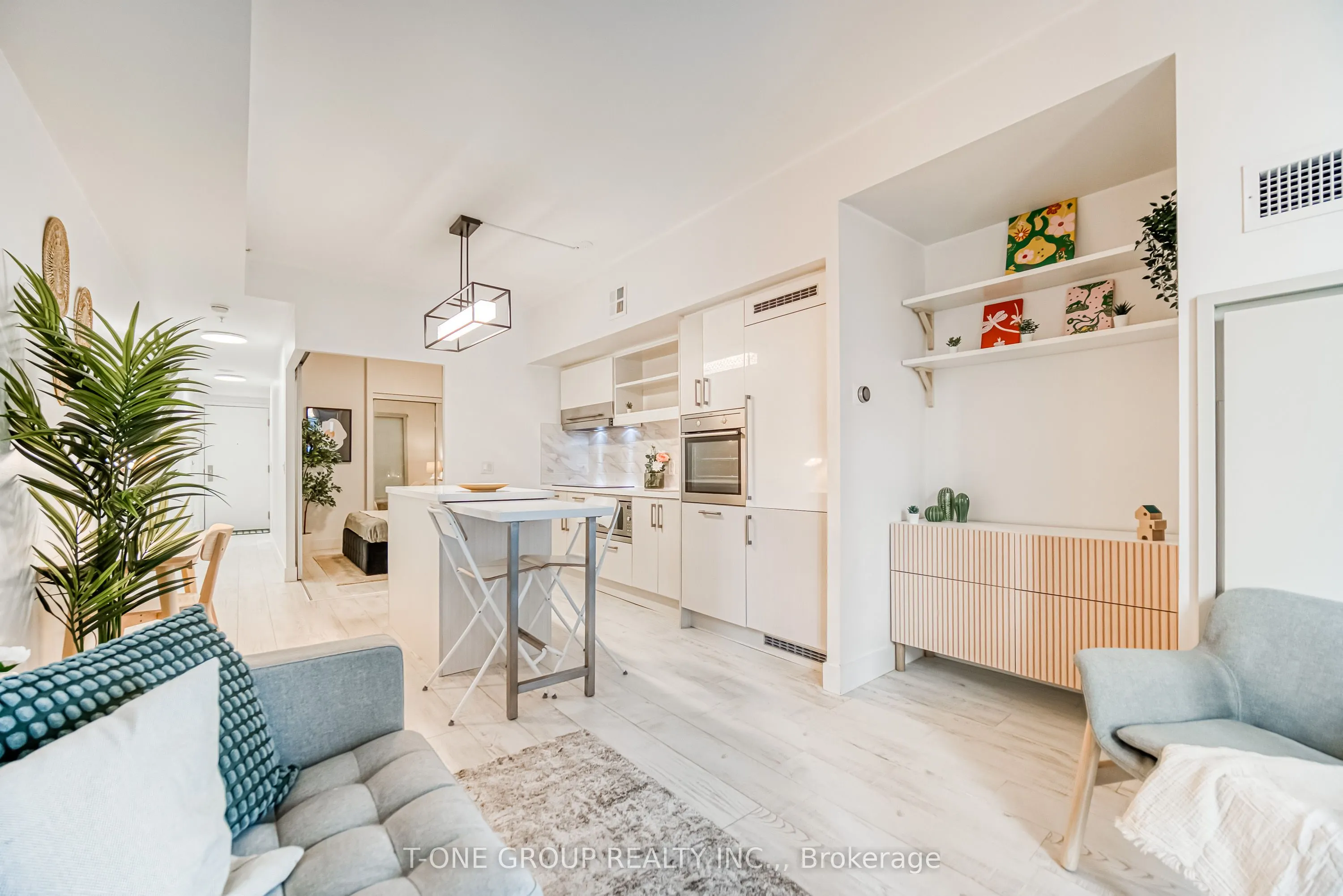 39 Sherbourne Street, #1201