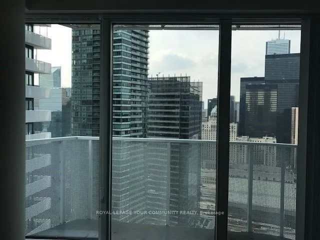 88 Harbour Street, #3702