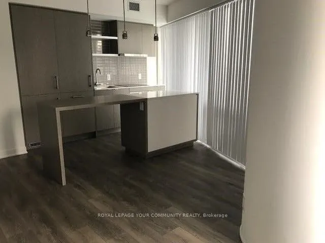 88 Harbour Street, #3702
