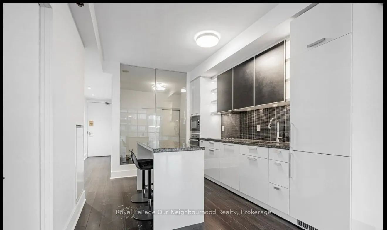 32 Davenport Road, #1105