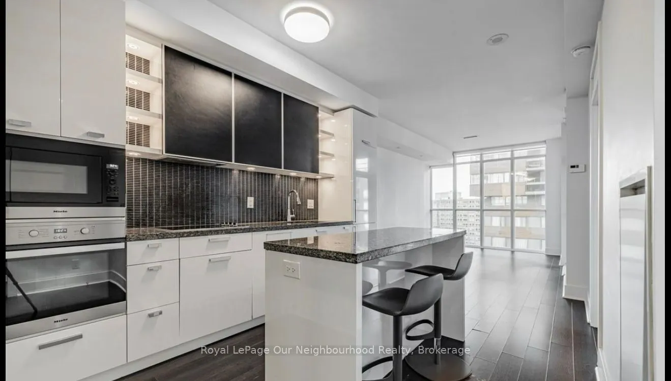 32 Davenport Road, #1105