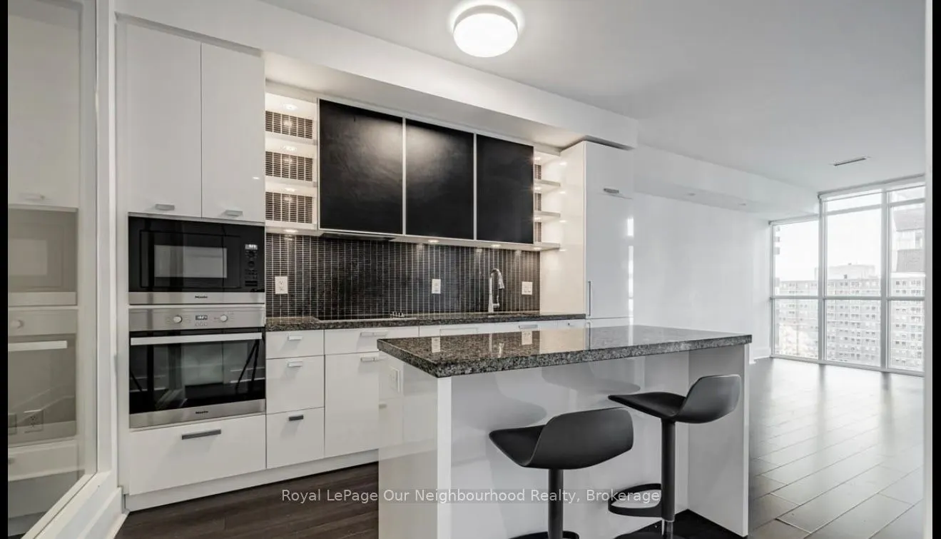 32 Davenport Road, #1105