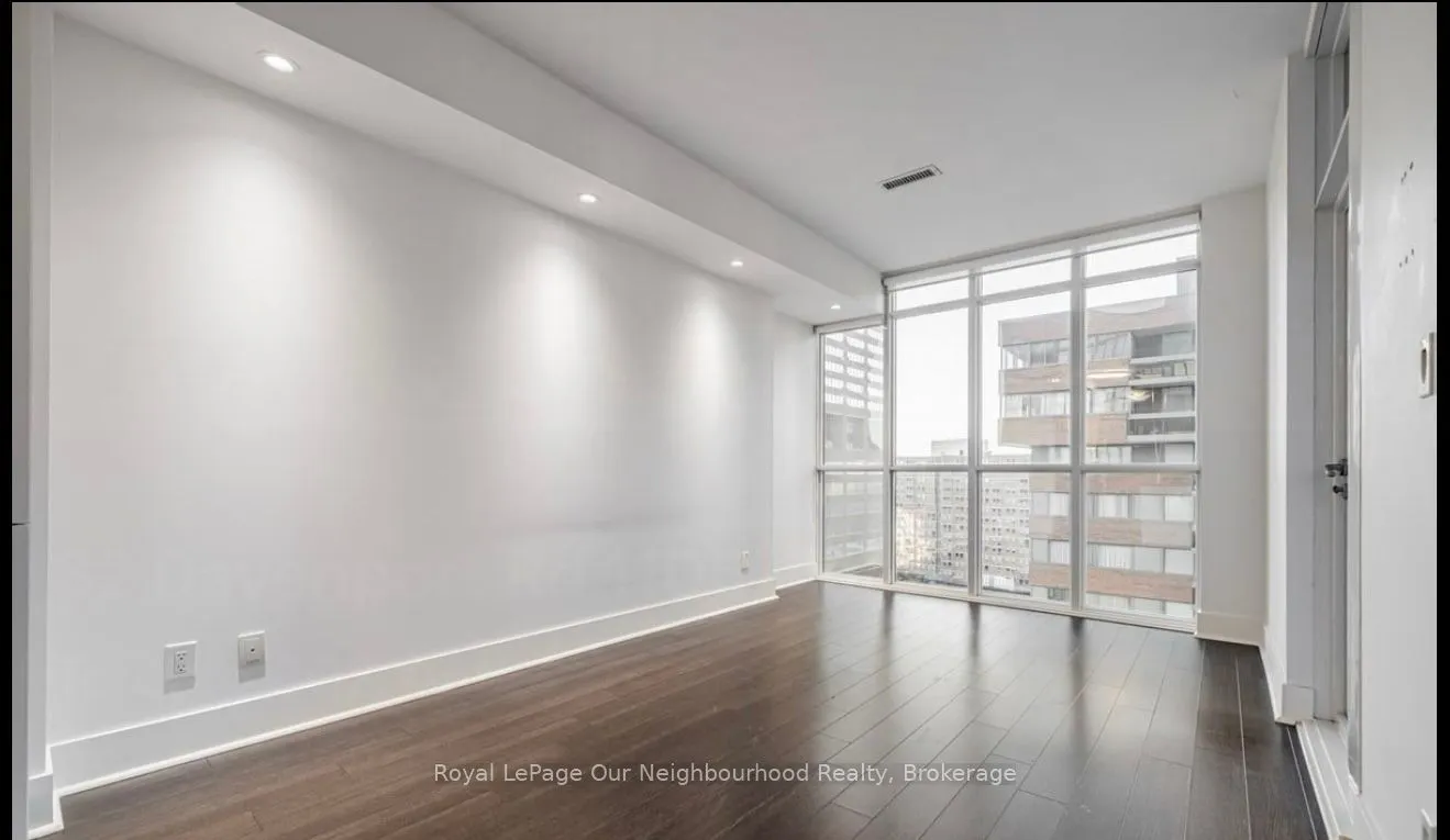 32 Davenport Road, #1105