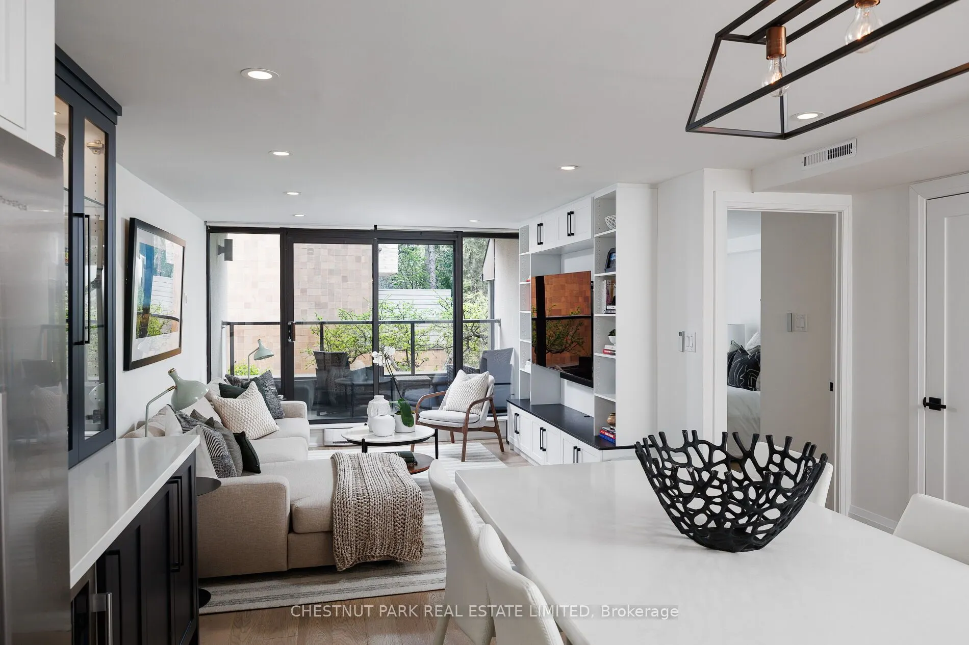 40 Oaklands Avenue, #203