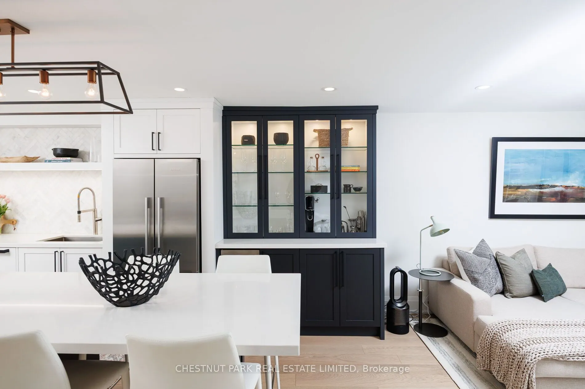 40 Oaklands Avenue, #203