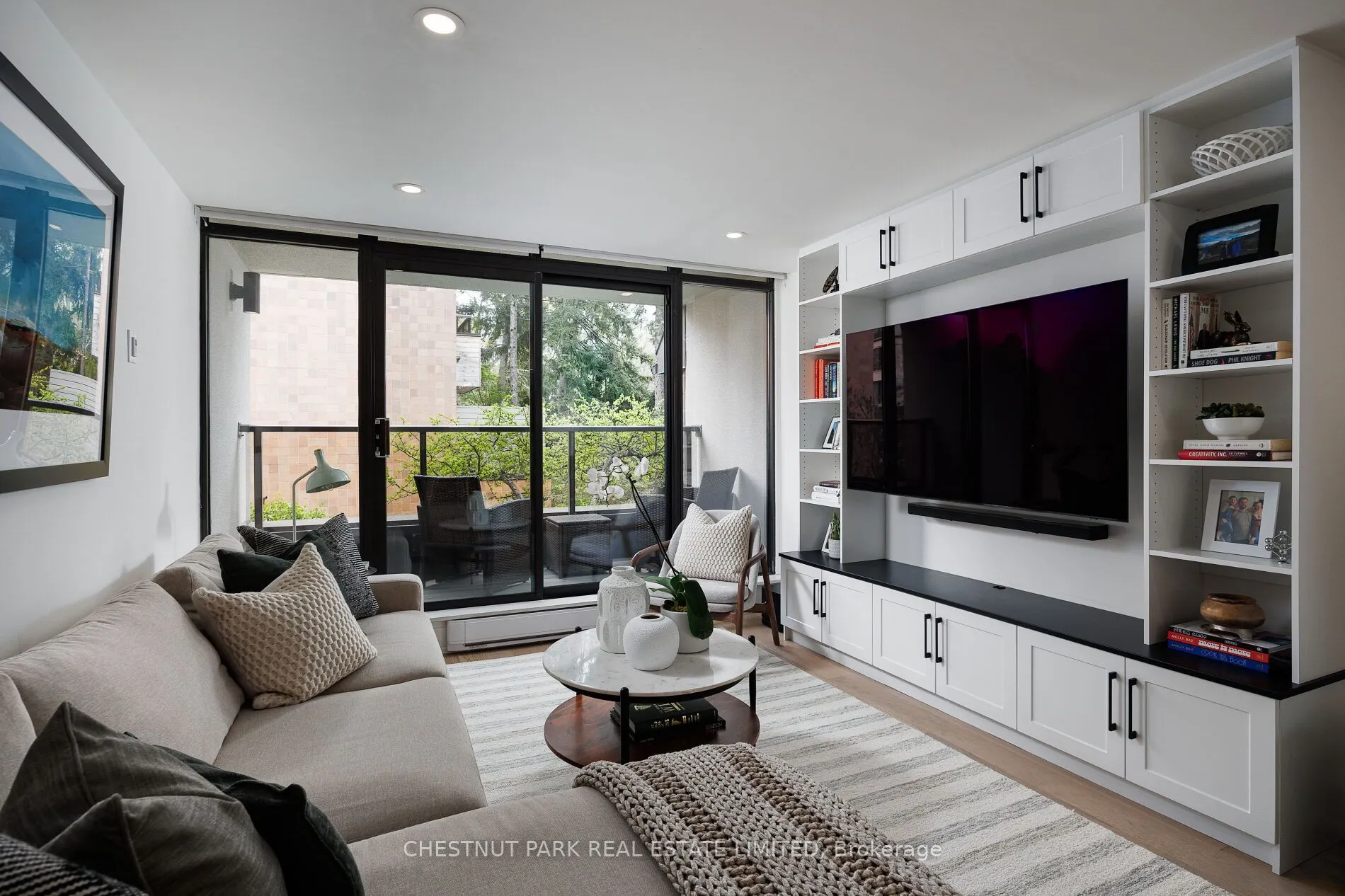 40 Oaklands Avenue, #203