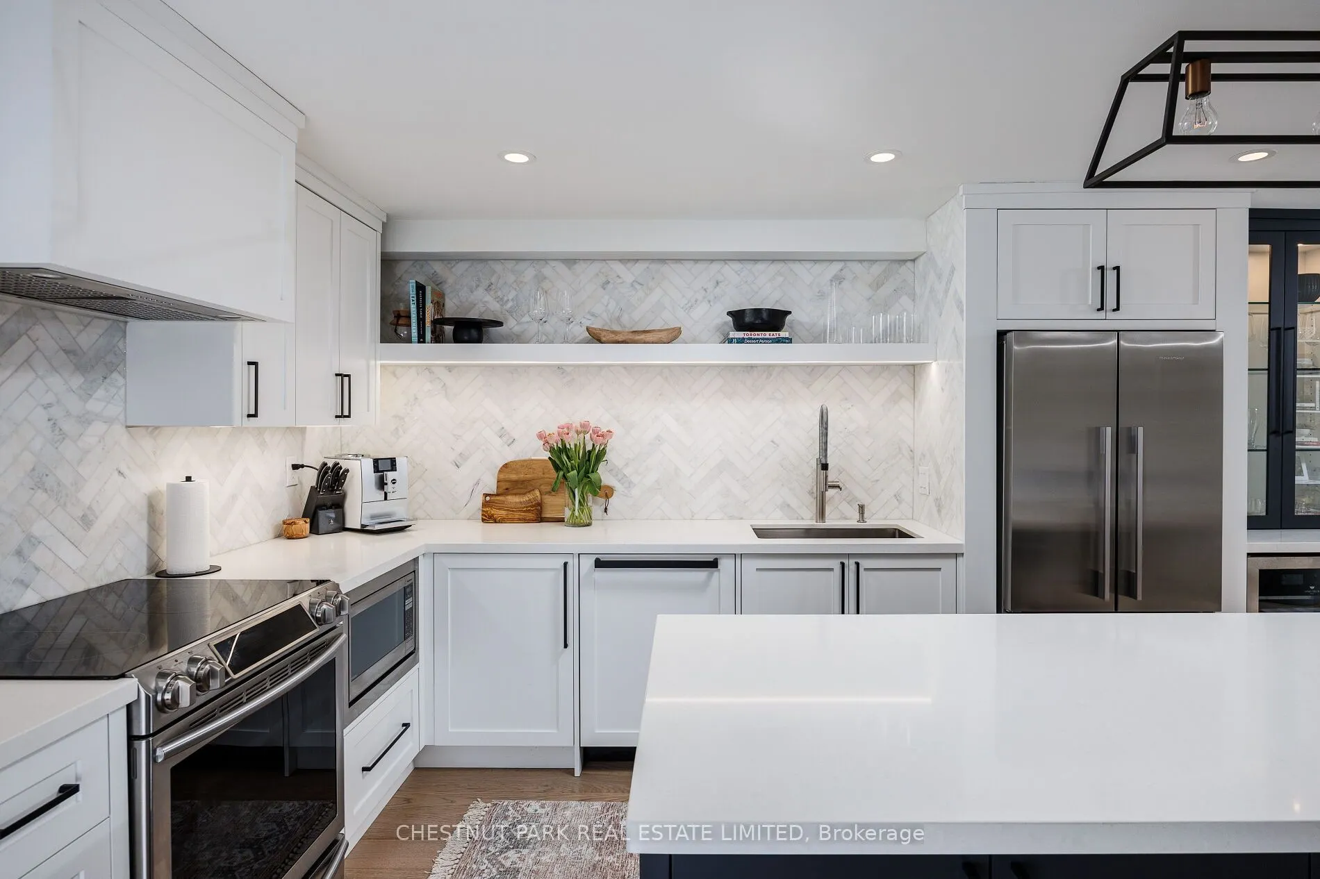 40 Oaklands Avenue, #203