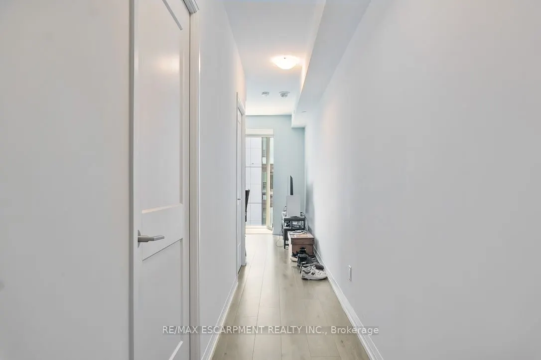 28 Widmer Street, #4021