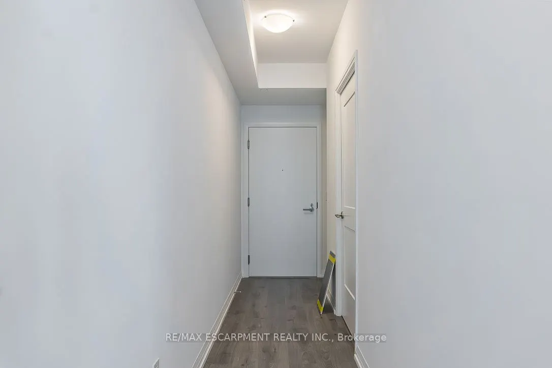 28 Widmer Street, #4021