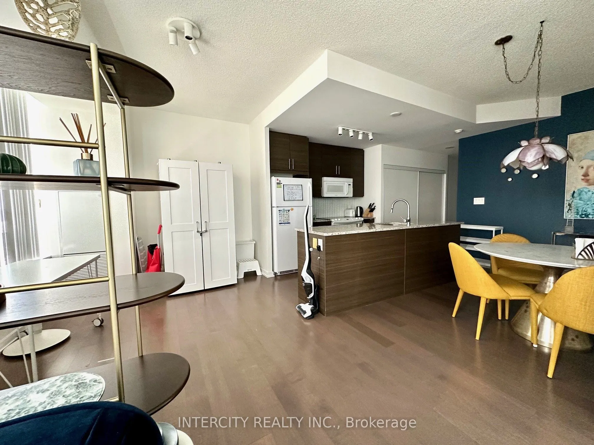 70 Forest Manor Road, #2206