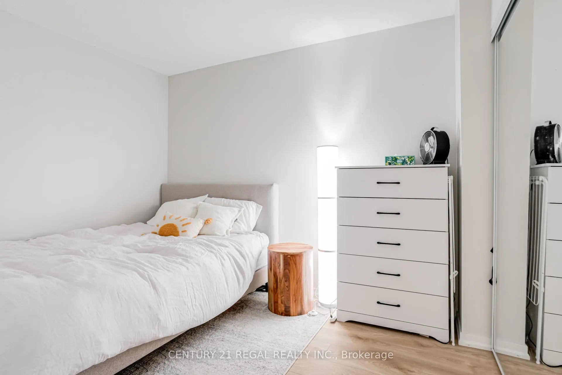 38 Joe Shuster Way, #1411