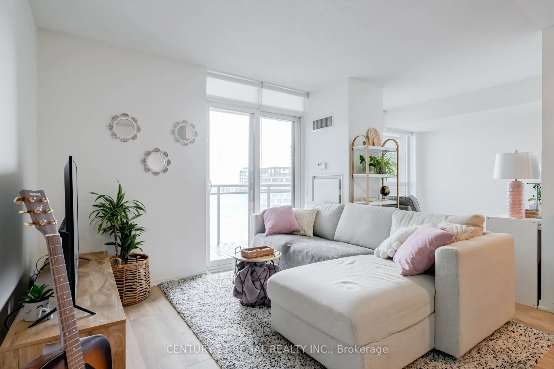 38 Joe Shuster Way, #1411