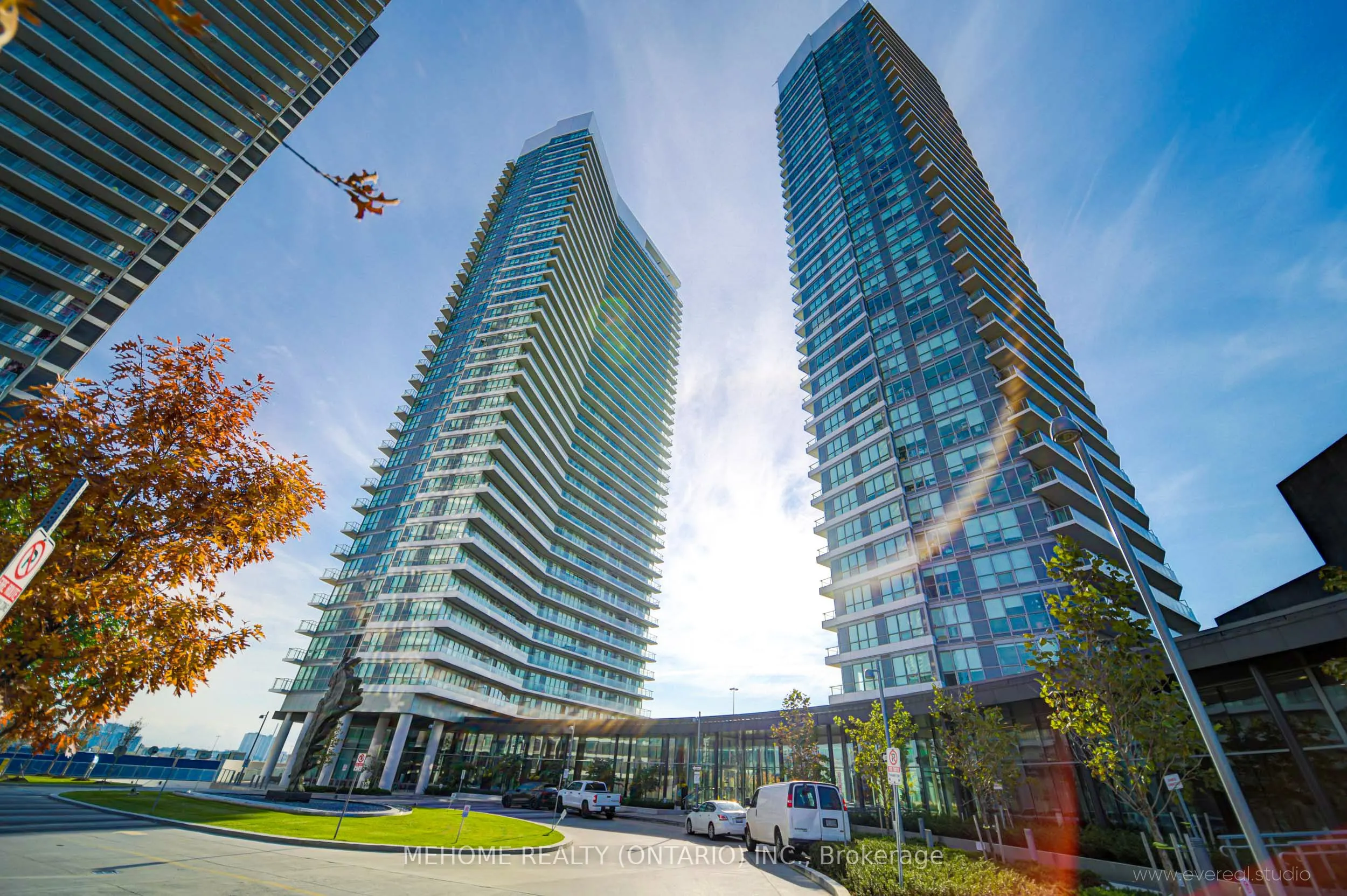 117 Mcmahon Drive, #603