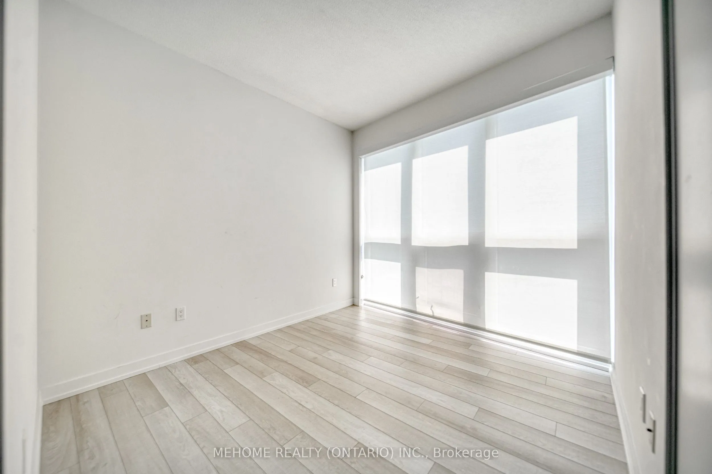 117 Mcmahon Drive, #603