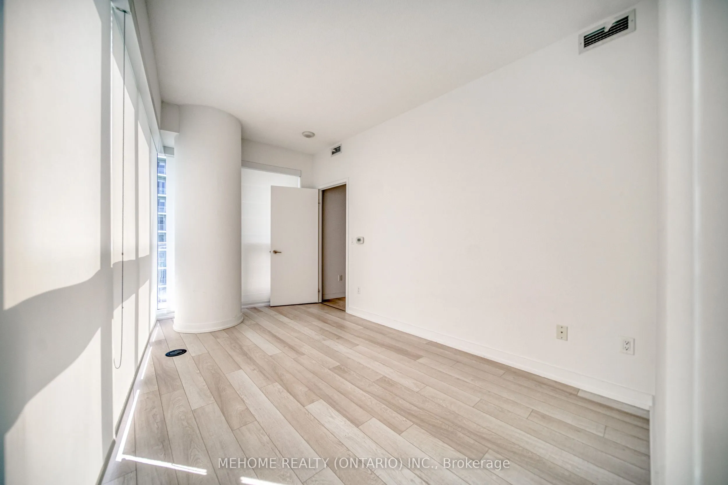 117 Mcmahon Drive, #603