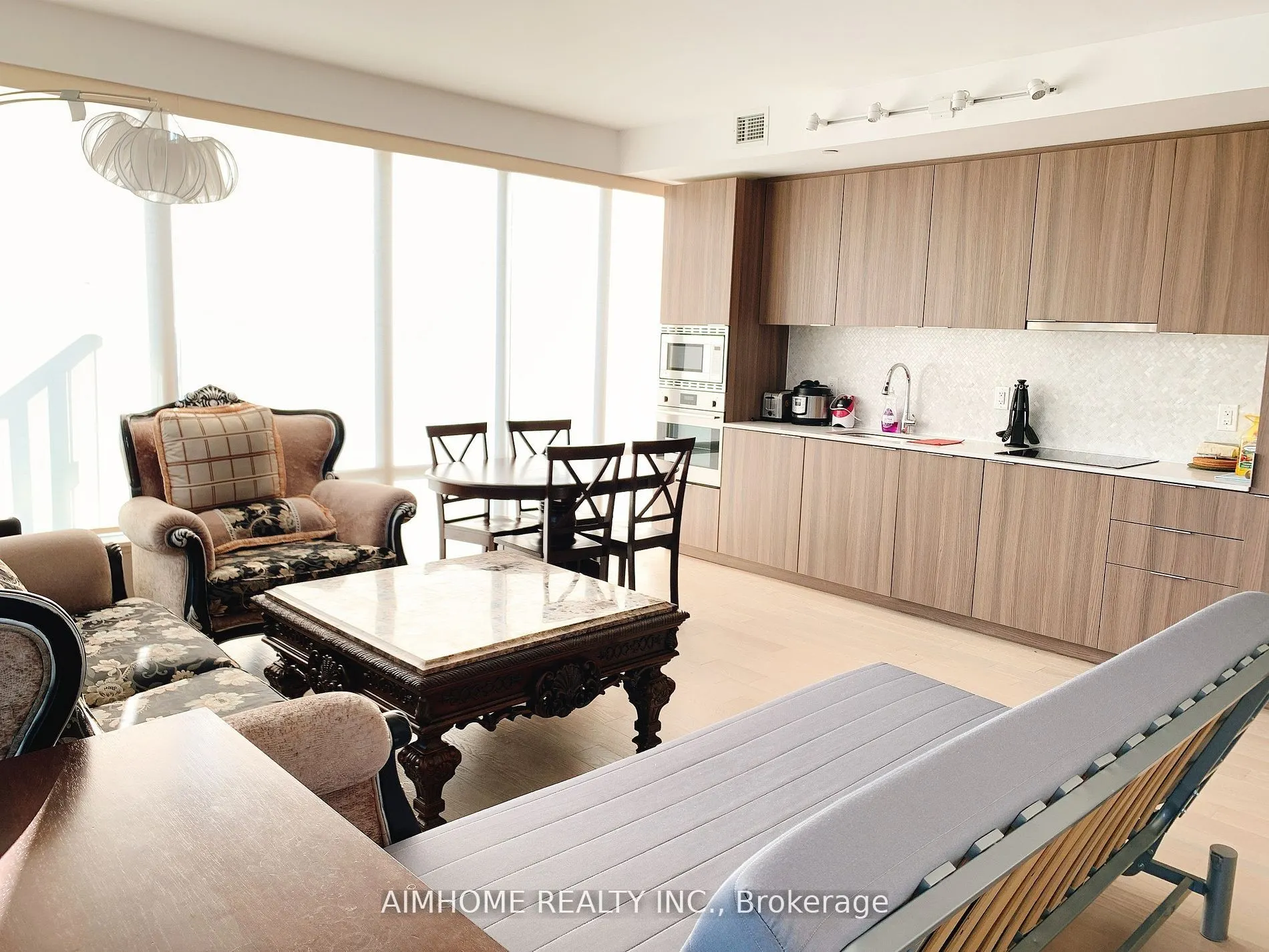 955 Bay Street, #3208