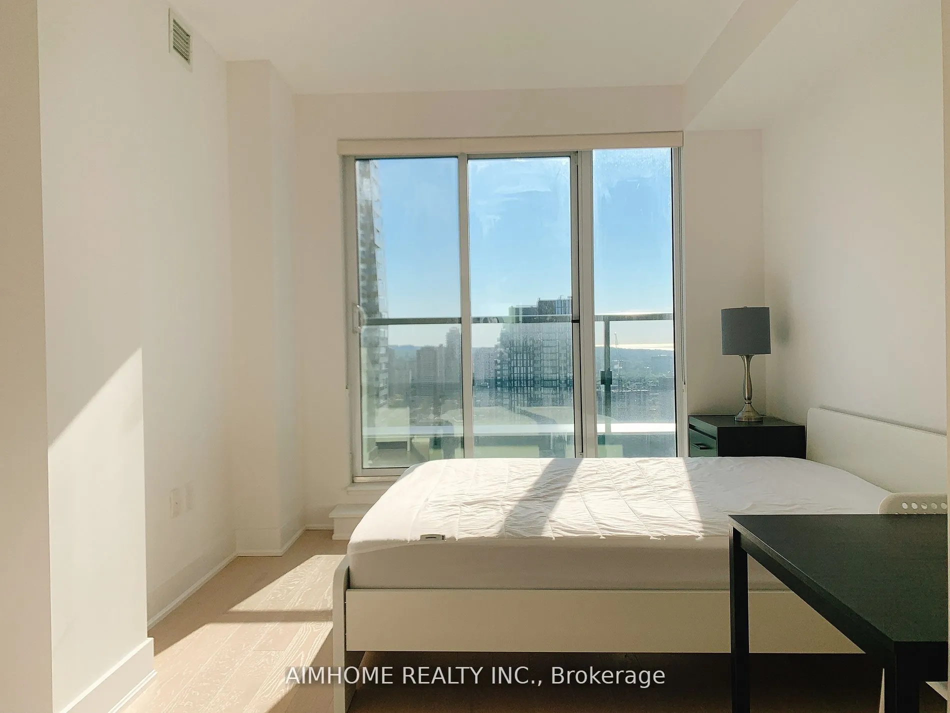 955 Bay Street, #3208