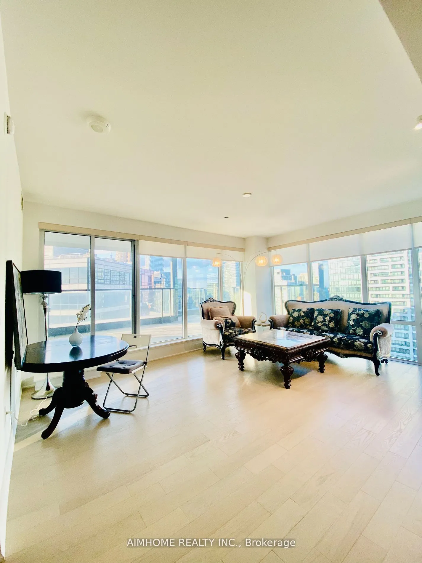 955 Bay Street, #3208