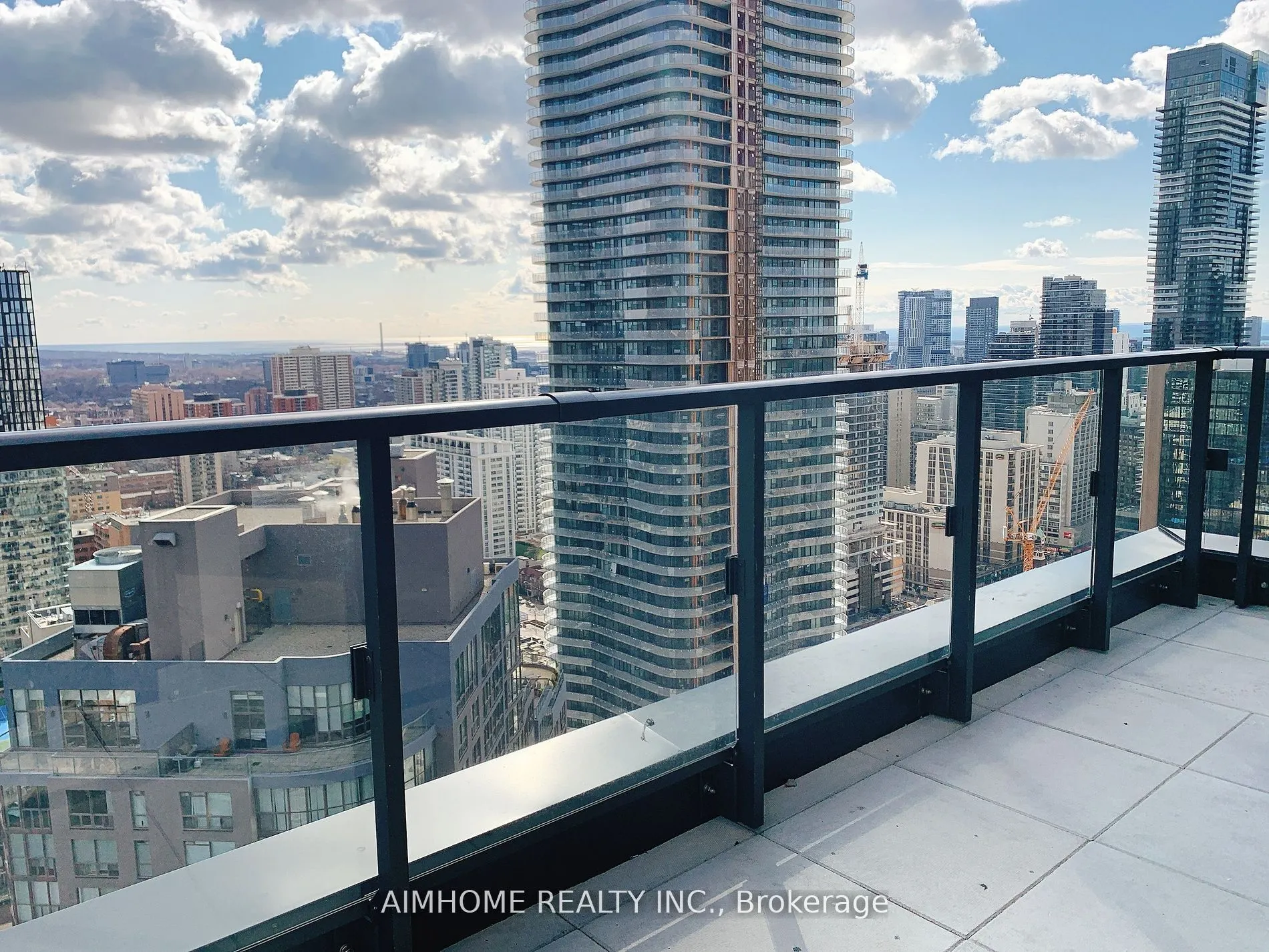 955 Bay Street, #3208