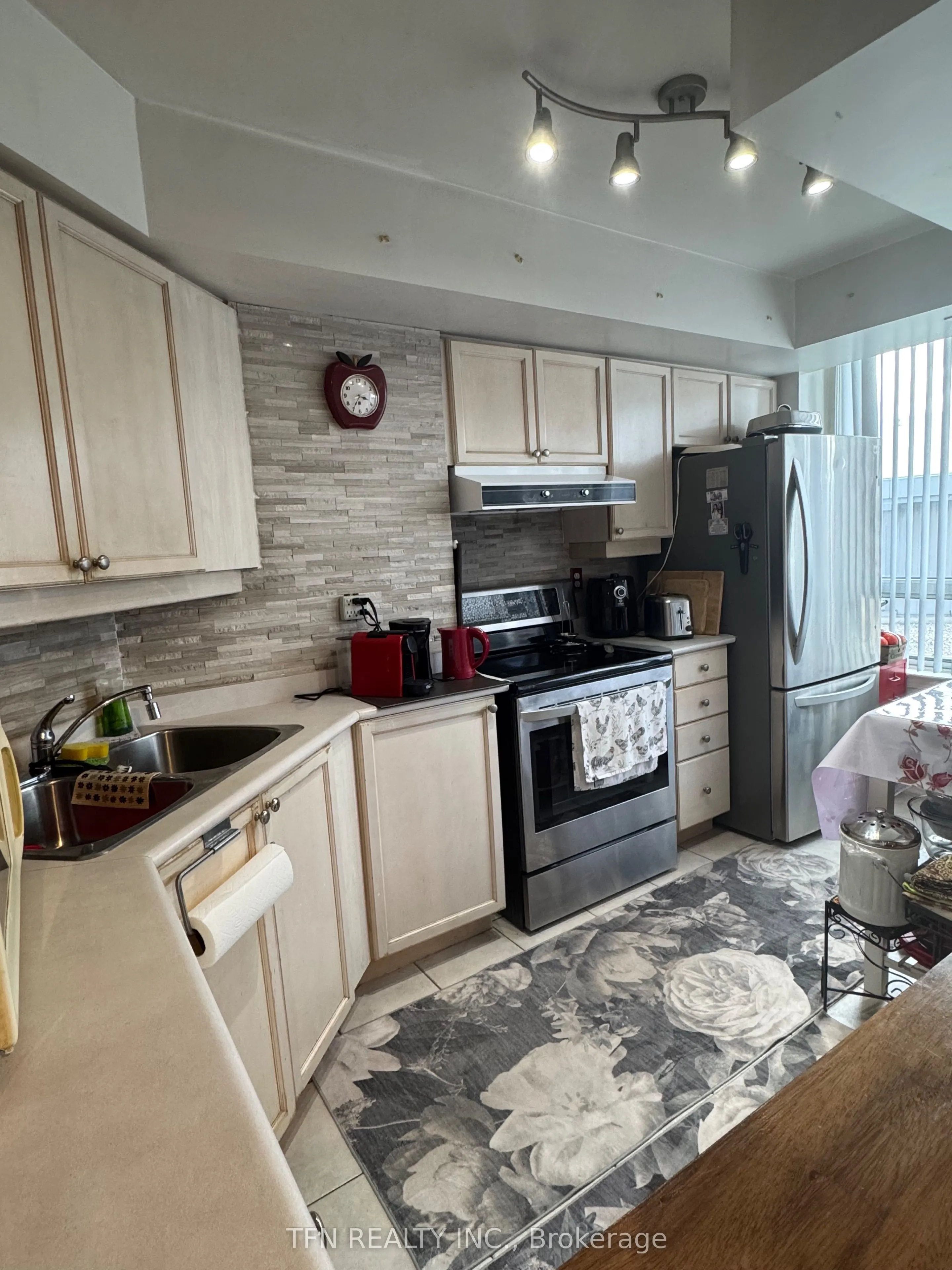 3 Rean Drive, #412