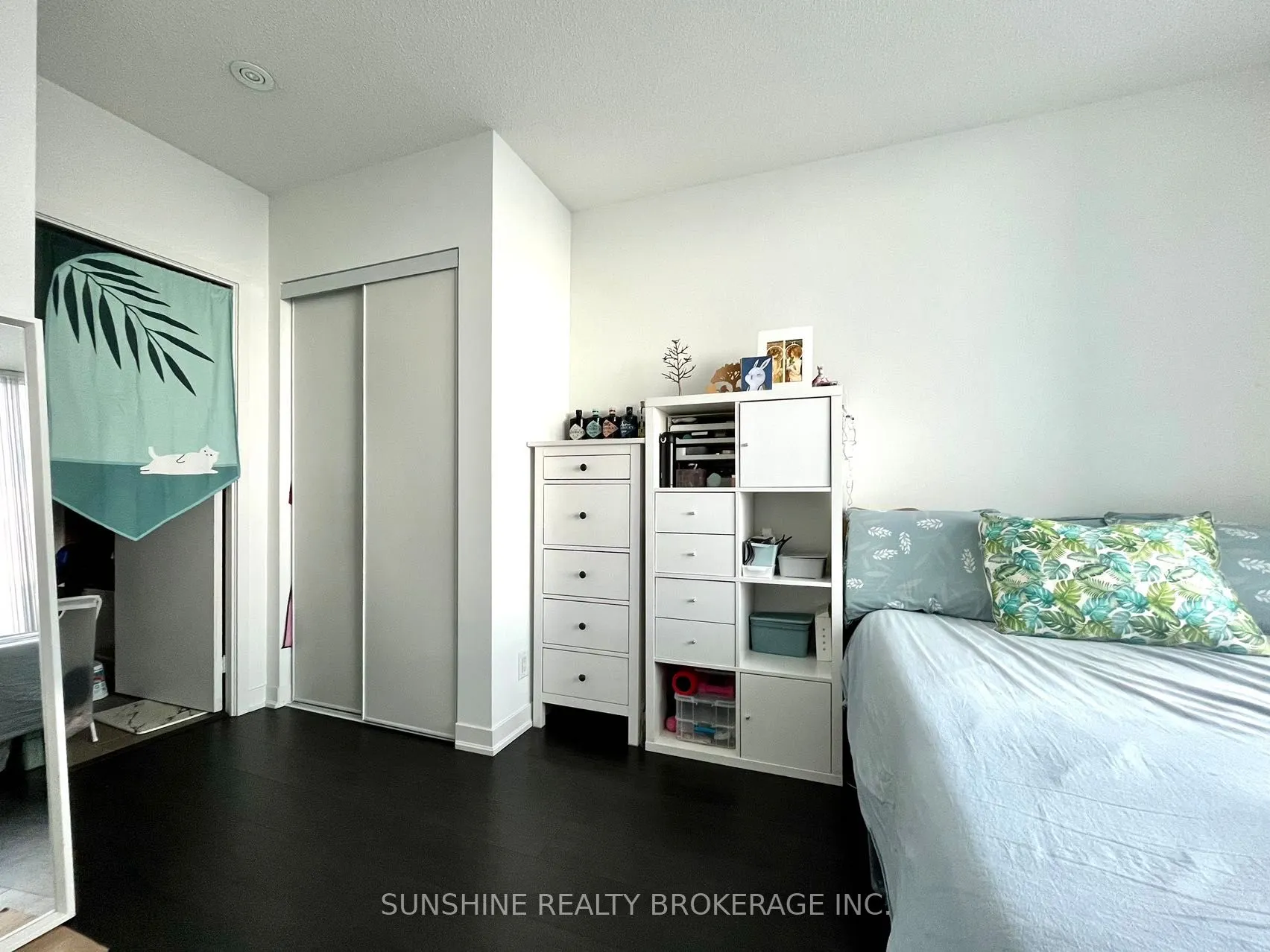 100 Harbour Street, #3810