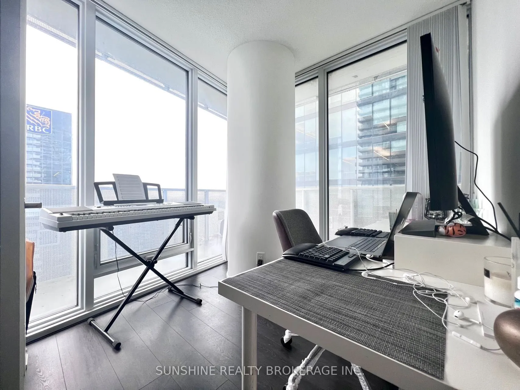 100 Harbour Street, #3810