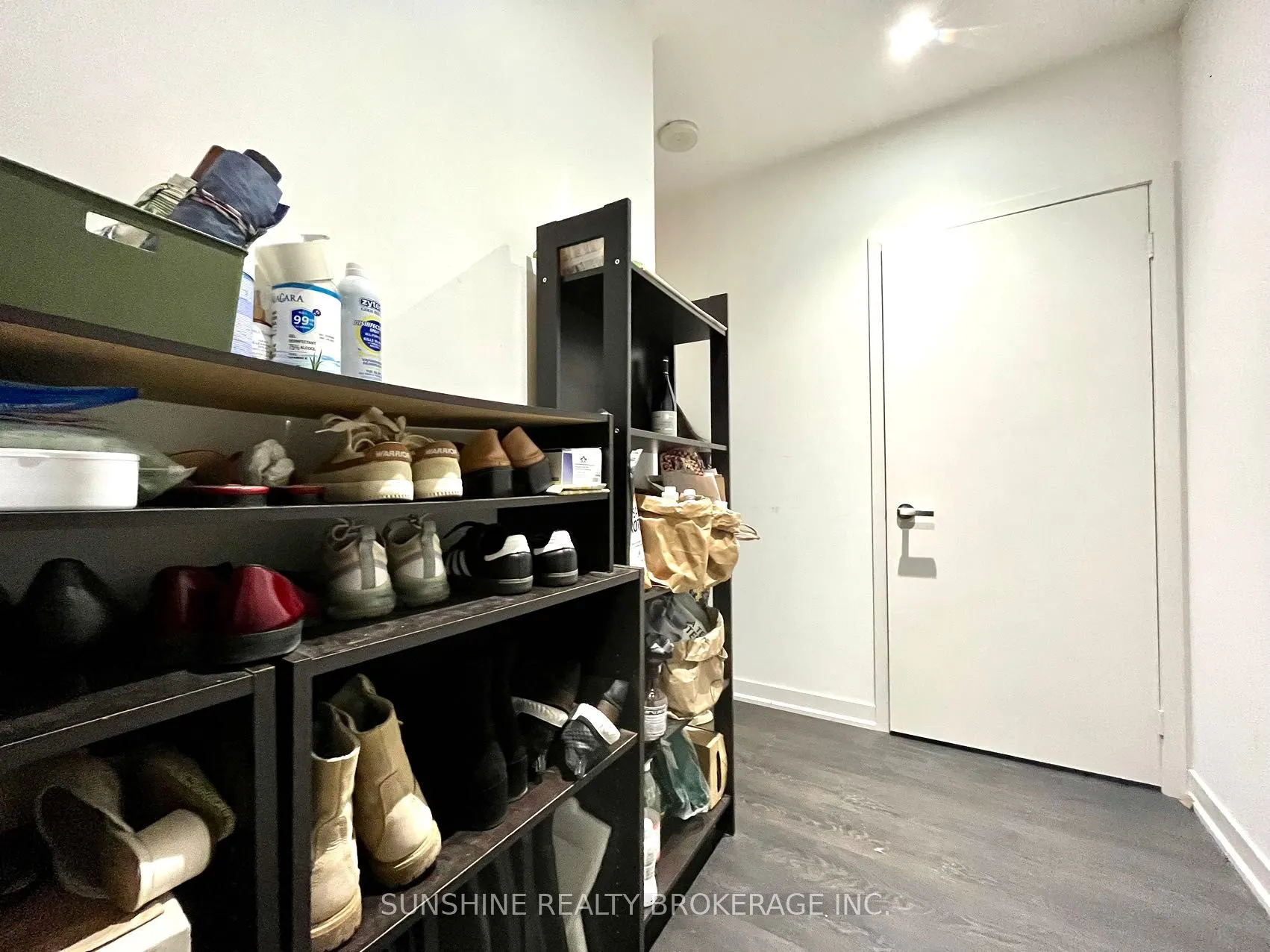 100 Harbour Street, #3810