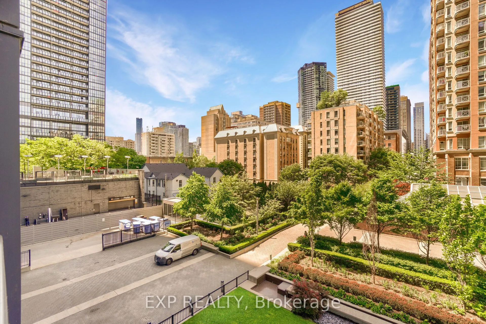 28 Ted Rogers Way, #308