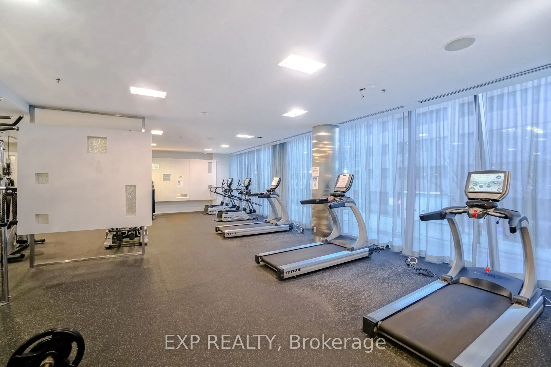 28 Ted Rogers Way, #308