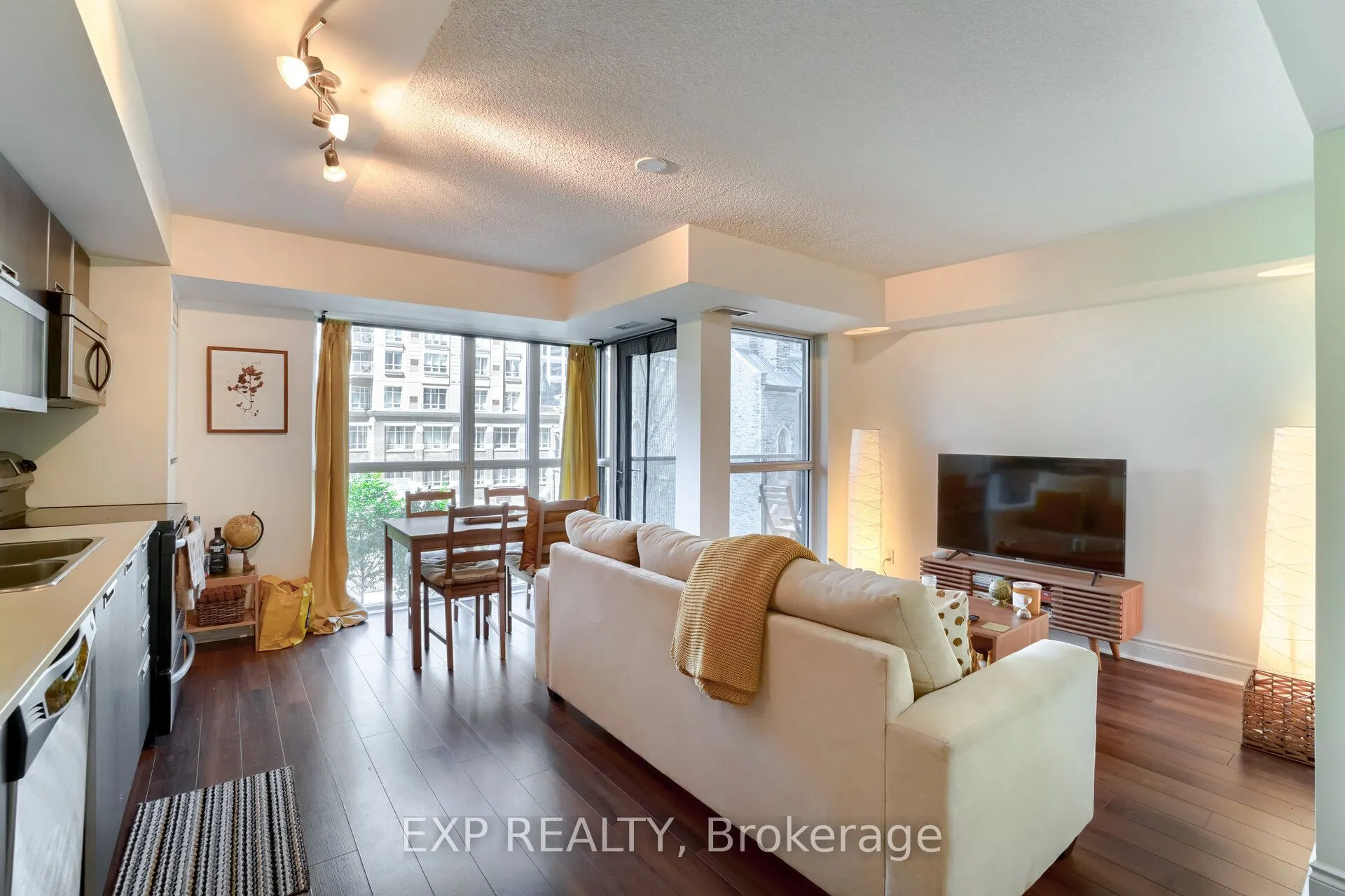 28 Ted Rogers Way, #308