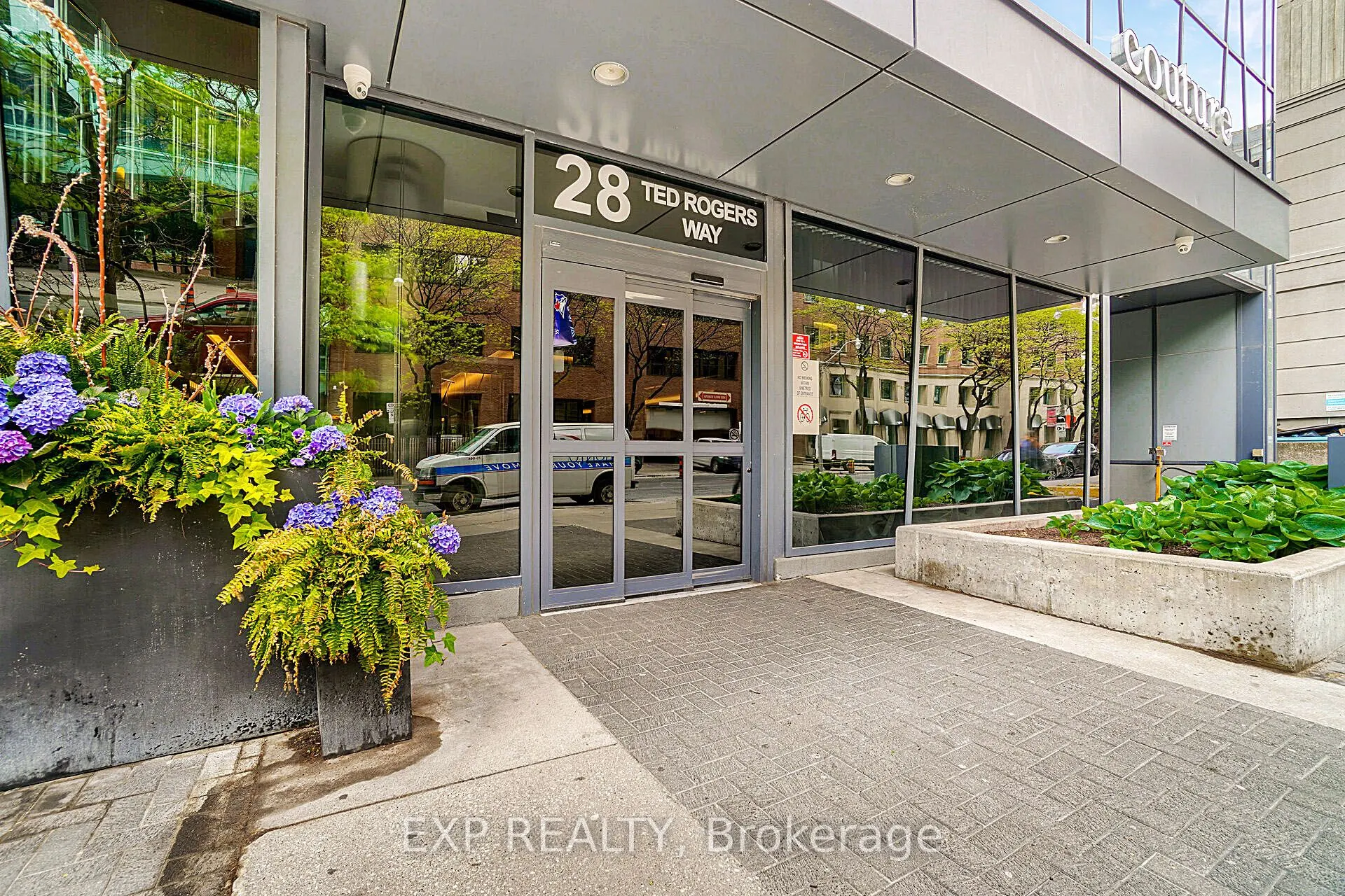 28 Ted Rogers Way, #308