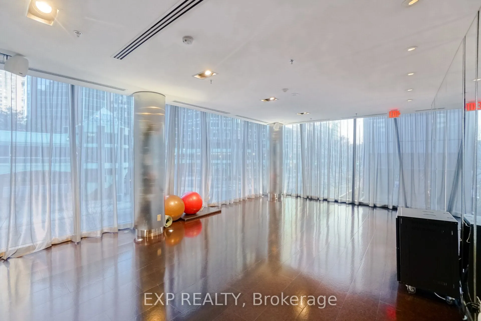 28 Ted Rogers Way, #308